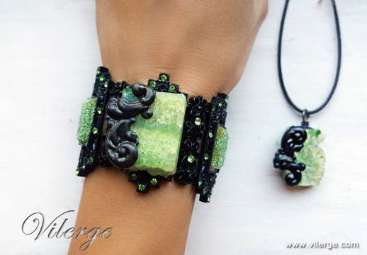 Ръчно изработени винтидж гривни и колиета за лято 2017