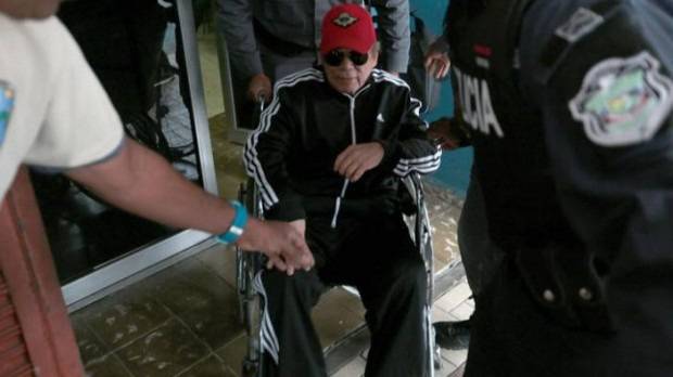 Ген. Нориега бе пуснат от затвора за лечение