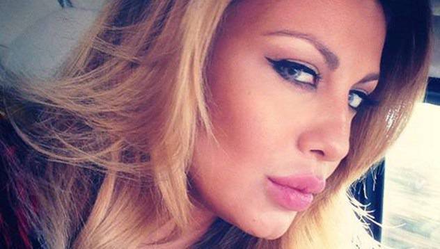 Чак жените оплезиха език от тази ГОРЕЩА СНИМКА на Венета Харизанова!