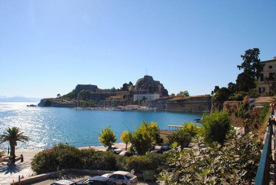 Карнавалът на остров Корфу