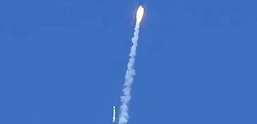 Блу Ориджин все още иска да проведе пилотиран полет до края на 2017 г.