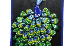 Картини с камъни