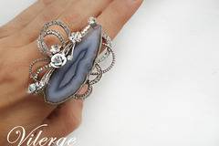 Луксозни подаръци за красиви жени с елегатни бижута за Пролет