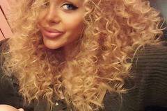 Плеймейтката Мартина Юрукова показа огромните си „бомби” (Снимка 18+)