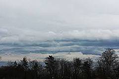 Днес разкъсана облачност с максимални температури между 3° и 8°