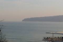 ХУБАВОТО ВРЕМЕ ИЗКАРА ВАРНЕНЦИ НА РАЗХОДКА КРАЙ МОРЕТО И ПО ПЛАЖНИТЕ ЗАВЕДЕНИЯ РАЗЛИЧНИТЕ НОВИНИ-НОВИНИТЕ САМО В СНИМКИ-БЕЗ…