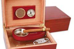 КУТИЯ ЗА ПУРИ С НОЖ И ПЕПЕЛНИК