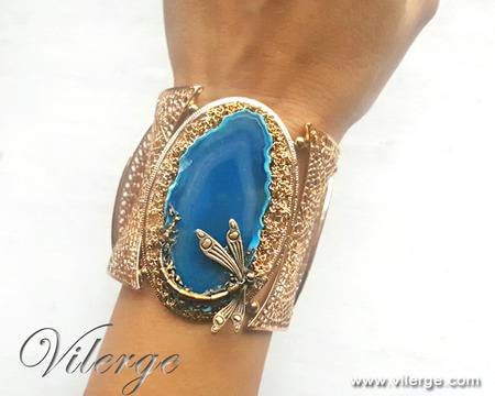 Красиви бижута и елегантни гривни за сезон Пролет и Лято