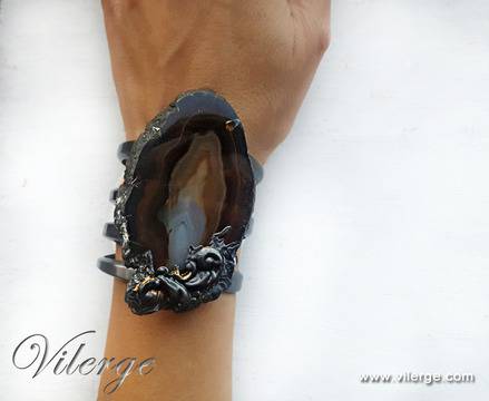 За месеца на абитуриентите избери красиви бижута