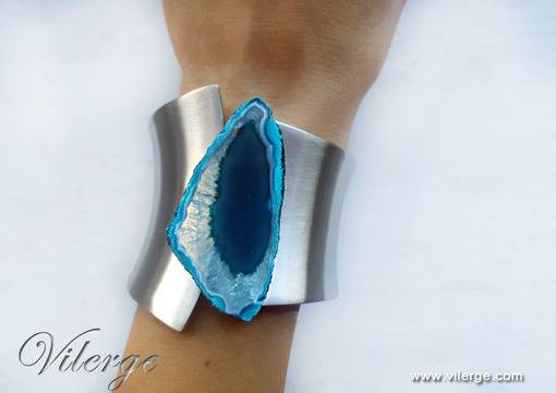 Красиви винтидж гривни за месеца на абитуриентски балове