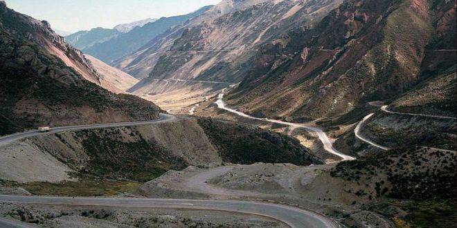 По пътя! Да шофираш на близо 5000 метра надморска височина