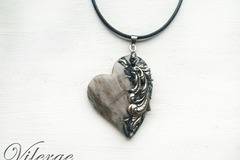 Дизайнерски винтидж колиета и модерни бижута за бал