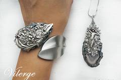 Елегантни бижута за абитуриентски бал и красиви жени