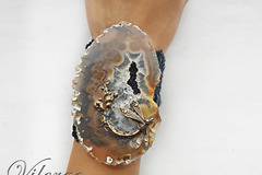 Елегантни гривни за абитуриентки и стилни бижута за балове