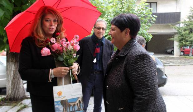 Вицепрезидентът Илияна Йотова ще гостува на Зимния празник „Белица – Семково“ 2017 по покана на кмета Радослав Ревански