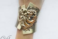 Дизайнерски винтидж бижута за 8 март и елегантни гривни за жени