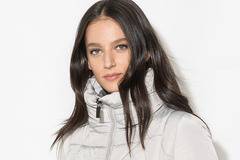 Светлосиво подплатено яке с висока яка-Zee Lane Denim