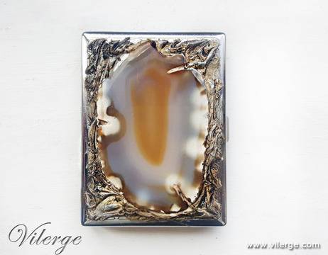 Луксозен подарък за пушачи с винтидж табакера за жени с цигари