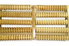 Дървен масажор за крака