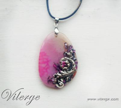 Винтидж колие за красиви жени и елегантни абитуриенти