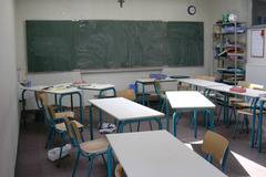 Близо 3000 души преподават в училища у нас, без да имат диплома