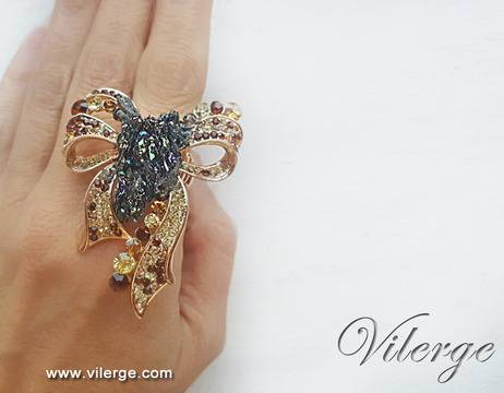 Стилен винтидж пръстен с естествен камък Азурит и бижута