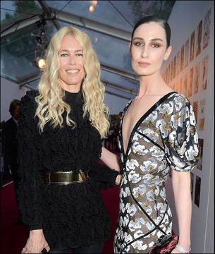 Най-красивата жена от близкото минало е просто неузнаваема днес… Вижте как изглежда Клаудия Шифър (снимки)