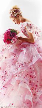 Бални Рокли с Флорални Мотиви 2017