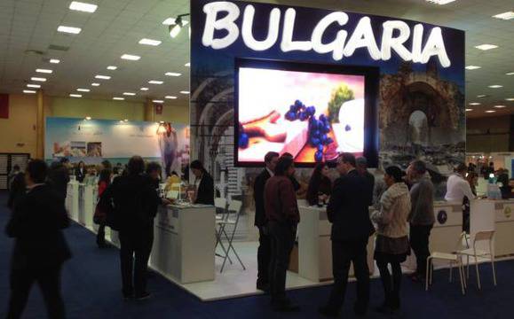 България се представя с модерен щанд на туристическо изложение в Букурещ