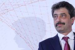 Цветан Василев обяви доклада на синдиците „нескопосано четиво“