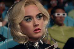 Katy Perry – Chained To The Rhythm ft. Skip Marley 2017