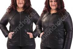 Късо макси яке от мека еко кожа с обло деколте