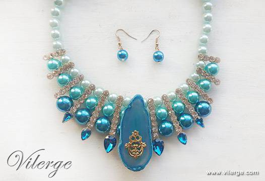 Винтидж колие за сезон Пролет и дизайнерски бижута за жени