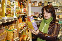 Експерти признаха, търговци ни лъжат с храните