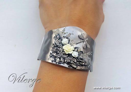 Цветя, бижута и декорации за Великден и Великденски празници