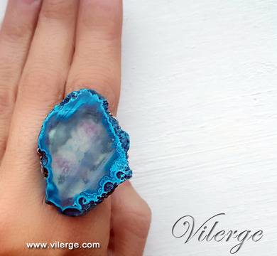 Великденска бижутерия и винтидж пръстени за красиви жени