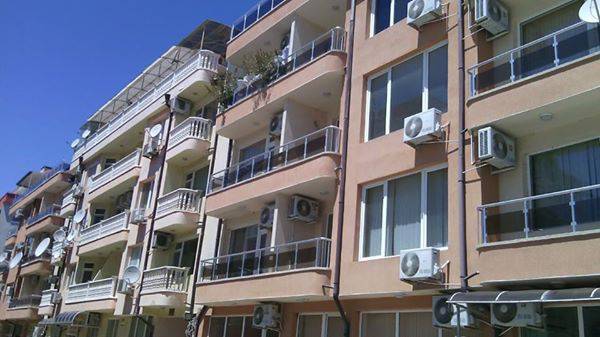 Апартаменти под наем в Поморие