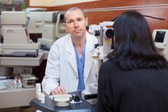 Безплатни прегледи за глаукома в МЦ „Оксиком“