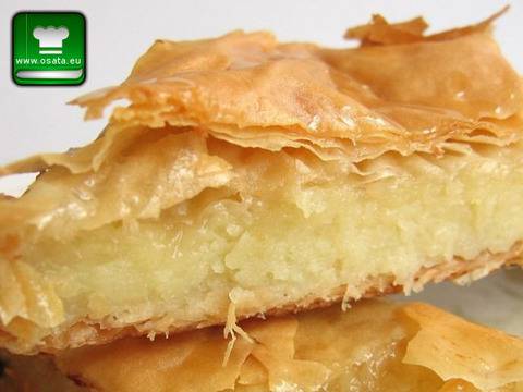 Сладка млечна баница