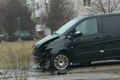 Взривиха бус в столичния квартал „Младост” 4 (СНИМКА)