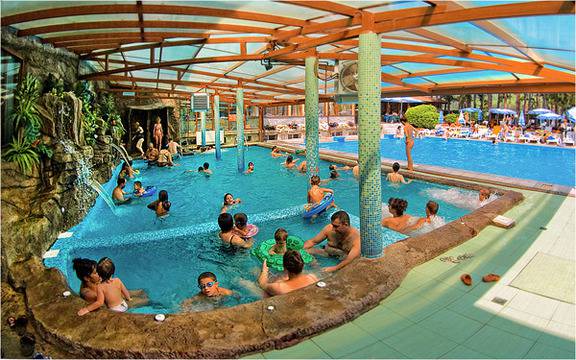 Сърбите луднаха по СПА-то ни