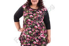 Красива макси туника в нежни цветчета в предната част