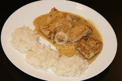 Пуешки филенца с топено сирене