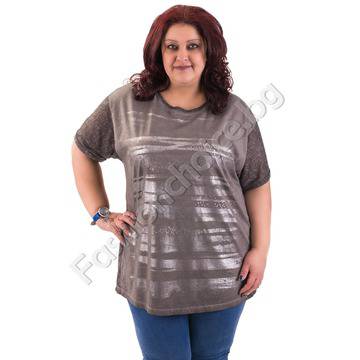 Практична и удобна макси туника с лъскави мотиви