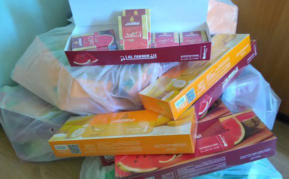 Митничари откриха контрабанден тютюн за наргиле, укрит в хладилник