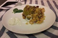 Пълнени чушки с ориз, кайма и гъби