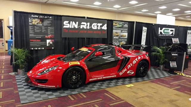 Sin R1 покорява PRI Show в Индианаполис