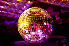 10-те най-добри диско хита от 90-те