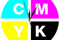 10 модерни дизайна на стенни часовници