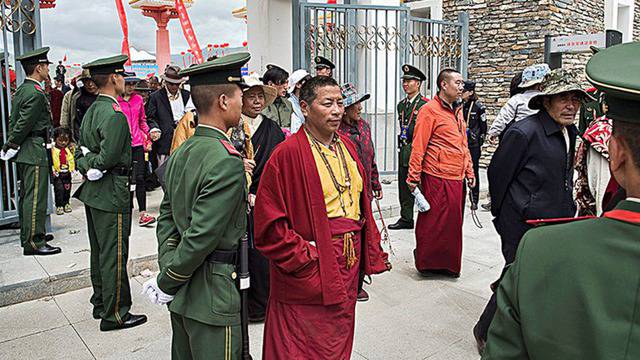Безсмислената война на китайската комунистическа партия срещу религията